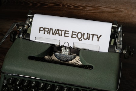 Coller Capital (Studie): Denominator-Effekt bremst Private-Equity-Investments