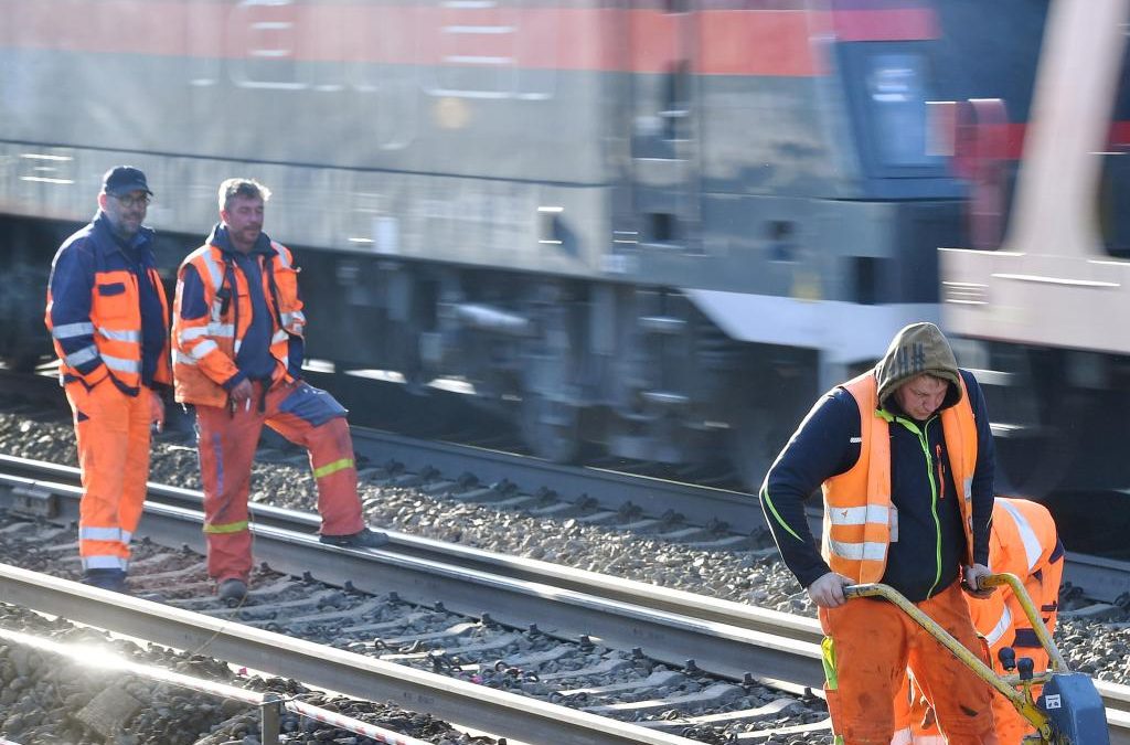 Klare Mehrheit der Bürger fordert Vorzug der Schiene gegenüber der Straße