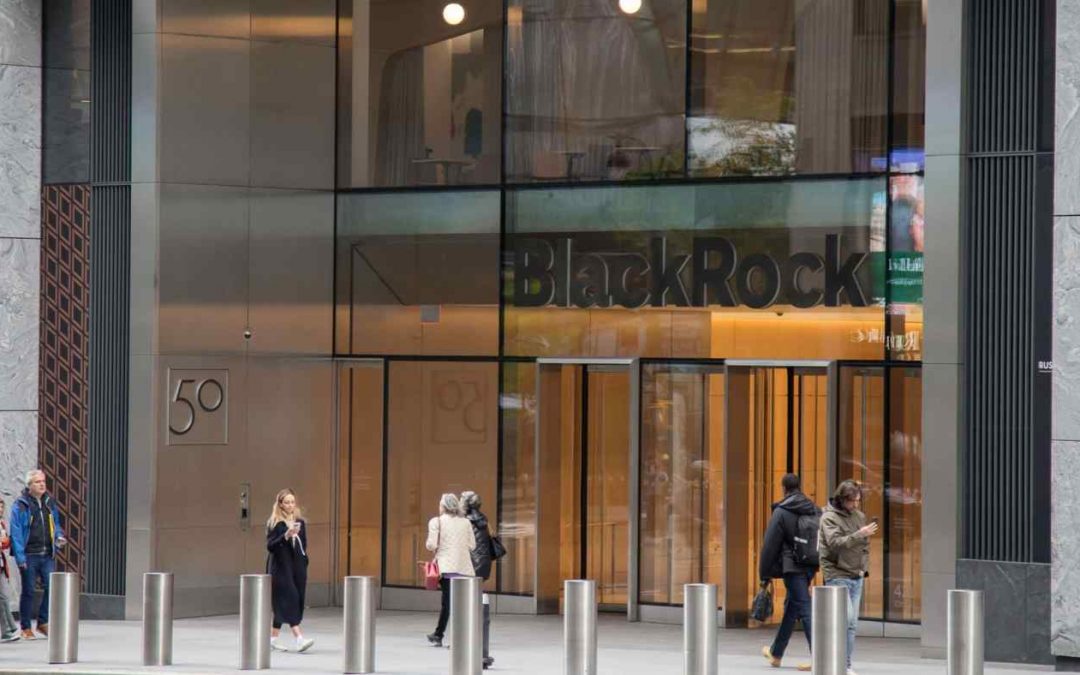 BlackRock calls employees back to the office four days a week