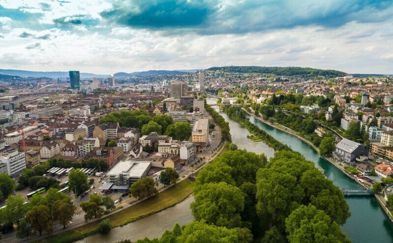 PWC-STUDIE: Vier Erfolgsfaktoren: Wie sich kleine gegen große Privatbanken durchsetzen