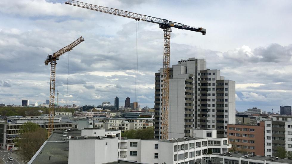 Mittlere Angebotsmiete für Berliner Wohnungen steigt um 10%