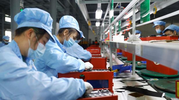 Chinas Batterie-Fabriken könnten Super-Akkus für Waffen bauen