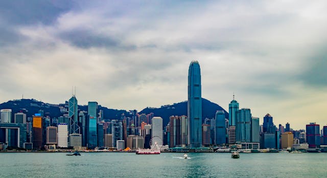 HK government considers regulation more favourable to alternative investment