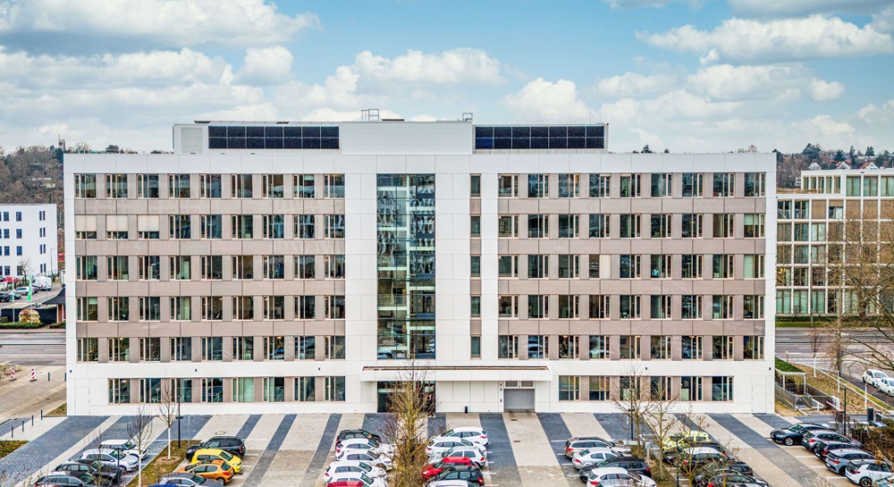 Büro: KGAL erwirbt Holz-Hybrid-Bürogebäude in Wiesbaden