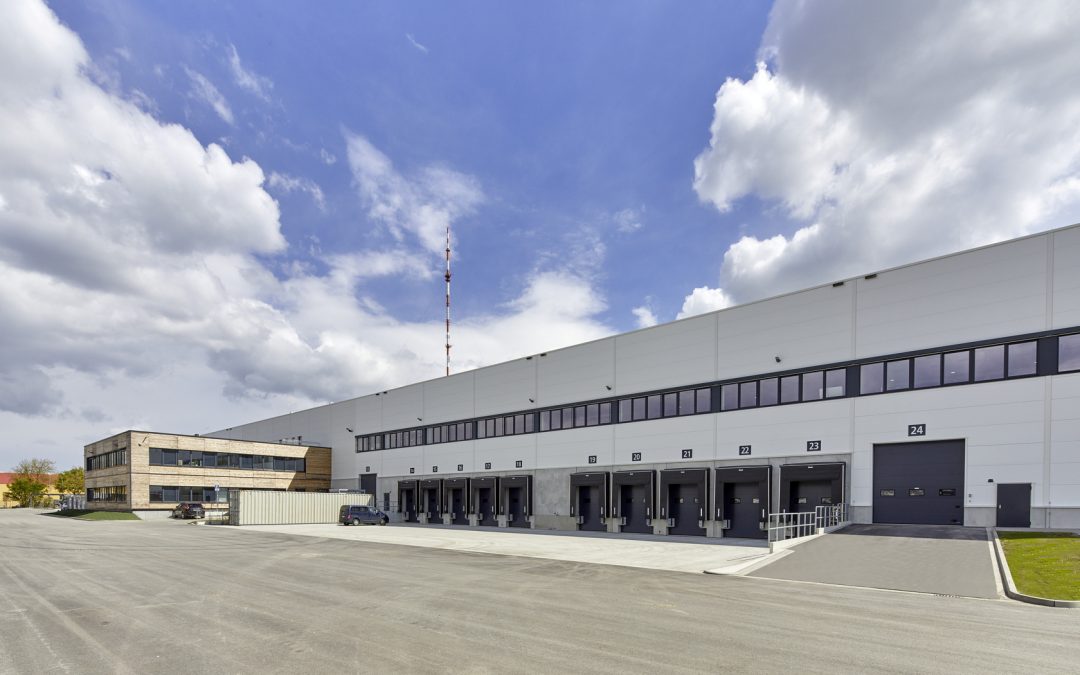 Logistik: Savills IM kauft Logistikneubau in Hamburg