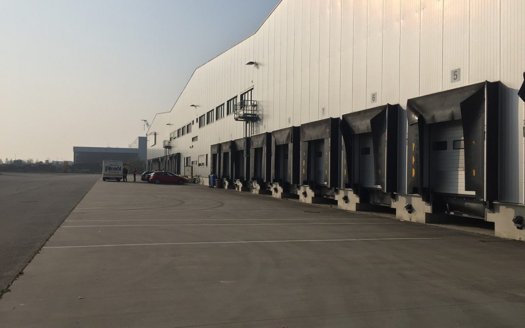 Savills IM verkauft Distributionszentrum in Straubing an MiDEAL Group