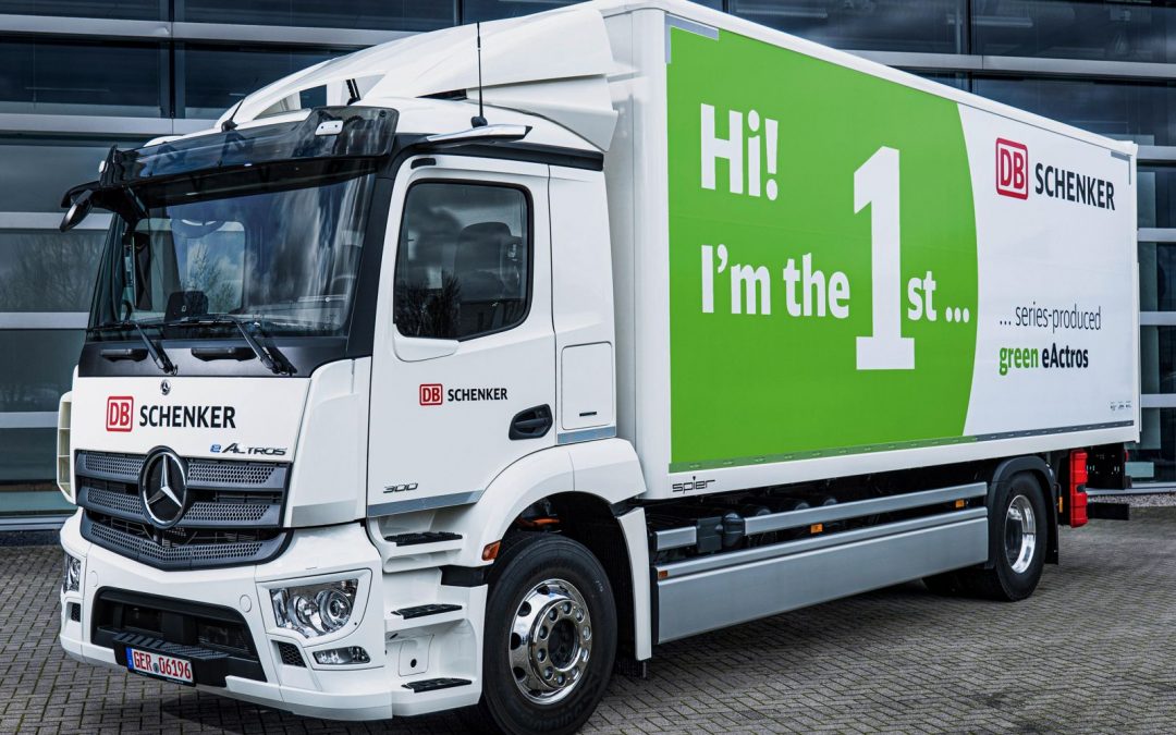 Mercedes-Benz und DB Schenker schließen Rekord-SAF-Deal zur Reduzierung der CO40,000-Emissionen um 2 Tonnen