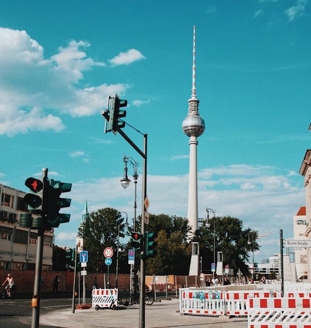 Genehmigung erteilt: OFB startet Bauarbeiten für Zukunftsprojekt `THE FRIEDENAUER´ in Berlin