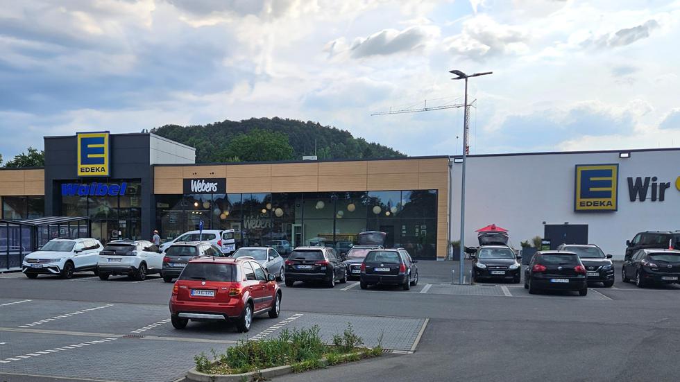 Hahn kauft Edeka-Portfolio für Versorgungswerke