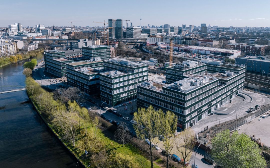 Büro: Premium-Core-Fonds startet mit erstem Ankauf im Innovationscampus BERLIN DECKS