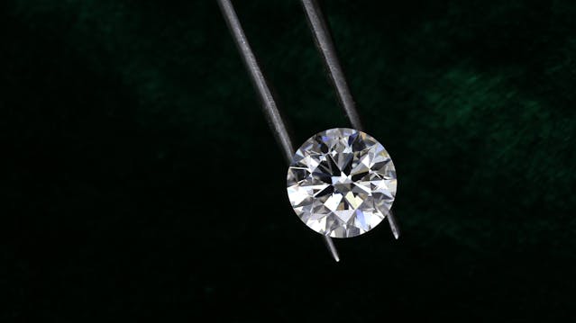 Pandora Introduces Carbon Footprint Labelling for Lab Grown Diamonds