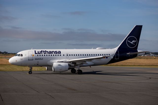 Deutsche Bank Invests in Sustainable Aviation Fuel with Lufthansa