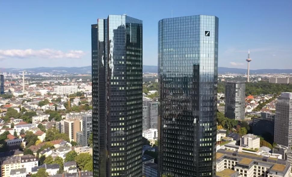 Deutsche Bank Reports Record €32 Billion Sustainable Finance Quarter